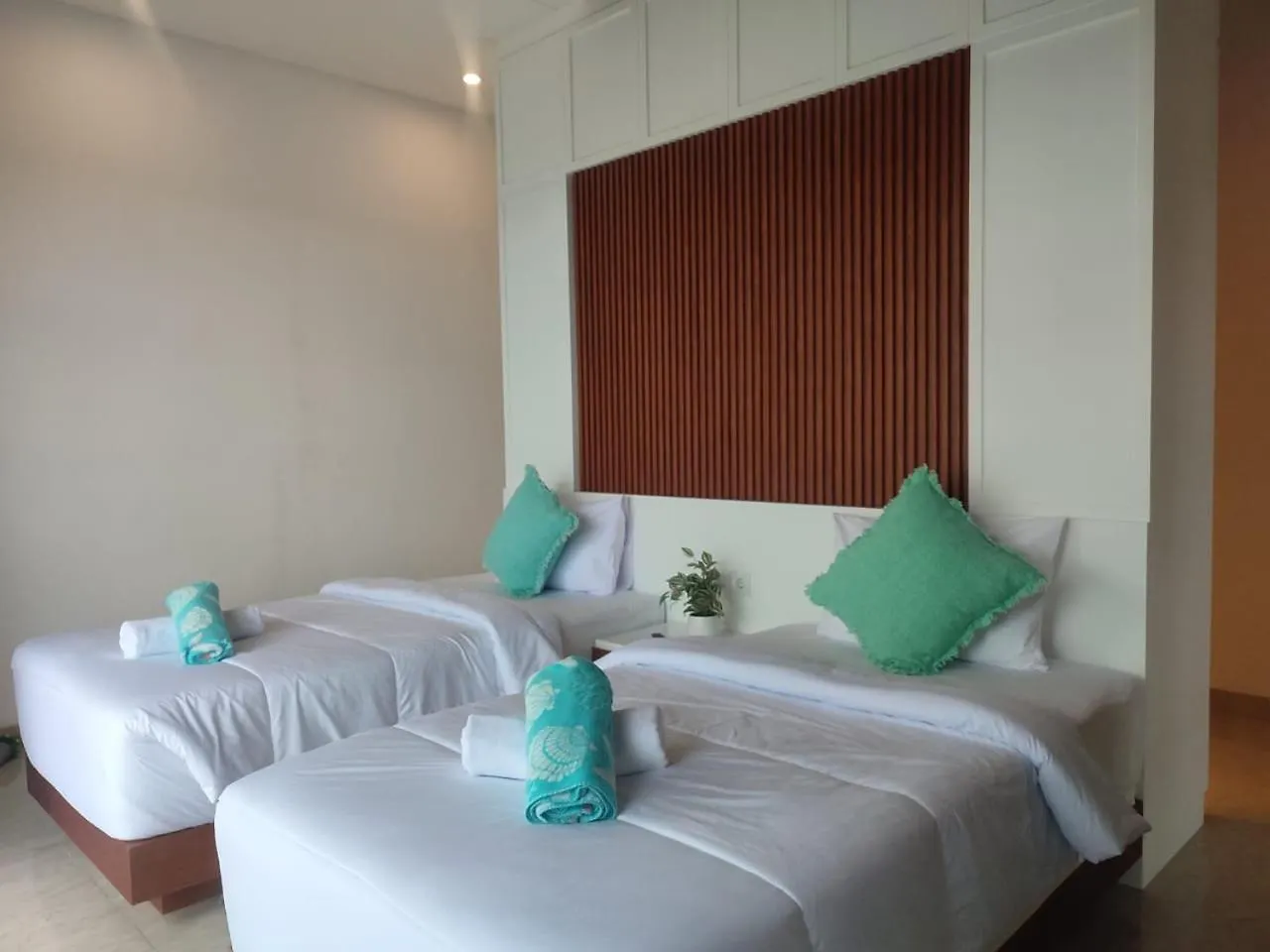Karmani Villa Ujung 0*,