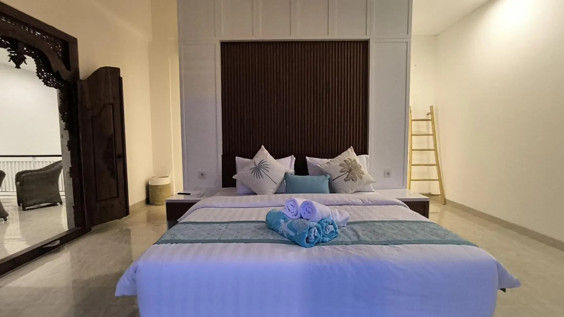 Karmani Villa Ujung Indonesia