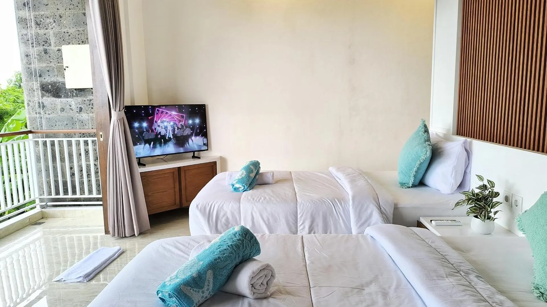 Karmani Villa Ujung