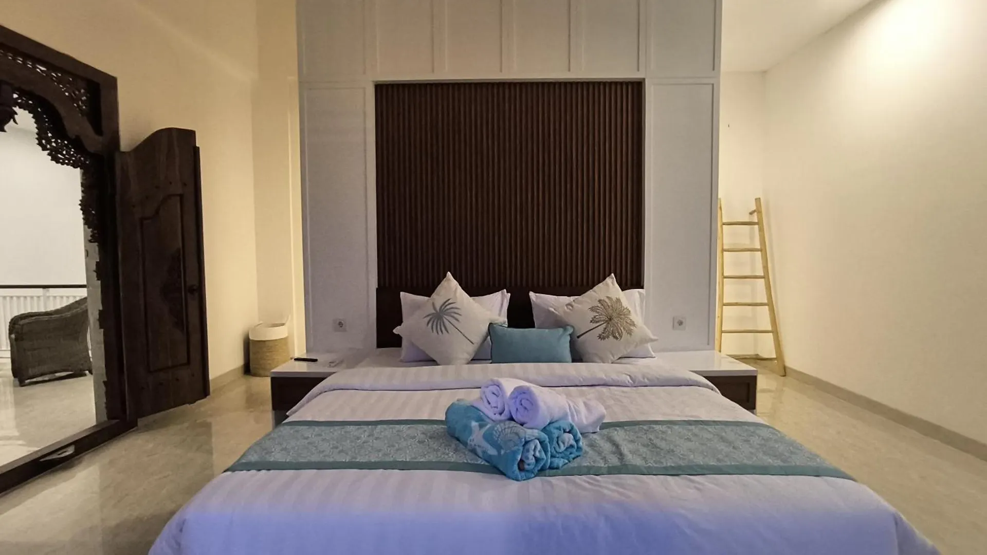Karmani Villa Ujung